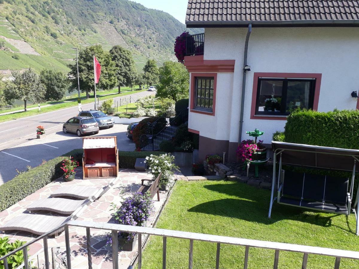 Haus Weingarten Appartements-Zimmer Ernst Exterior photo